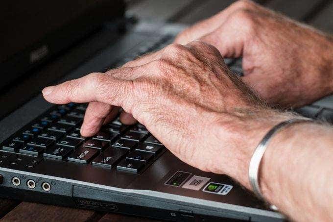 9 Tips to Teach Your Grandparents Tech - 3