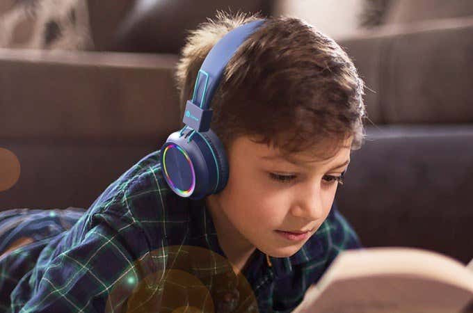 iClever BTH03 Bluetooth Kids Headphones Review - 96