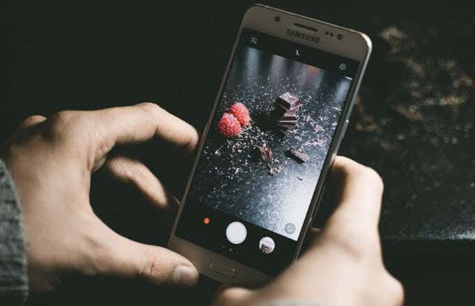 7 Best Camera Apps for Android image - 00-best-camera-apps-for-android-featured-image